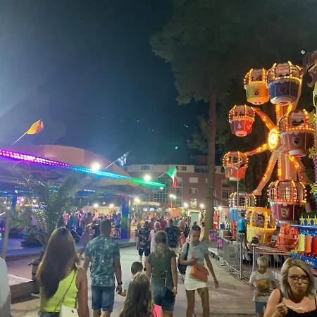 Luxury Orchid With A Garden In A Private Complex Cascadas Bulgaria アパートホテル サニービーチ