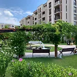 Hotel de apartamente Luxury Orchid With A Garden In A Private Complex Cascadas Bulgaria